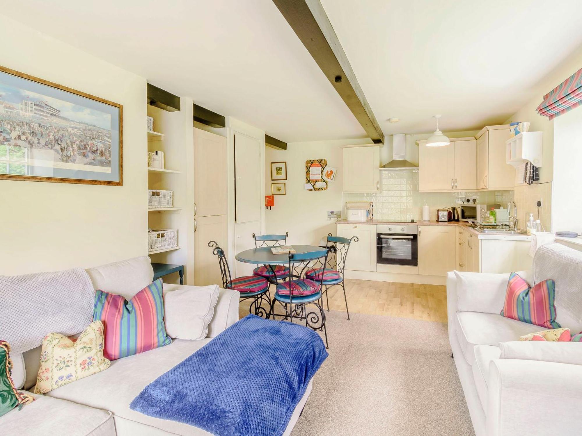 Coach House - E5120 Villa West Burton Kültér fotó